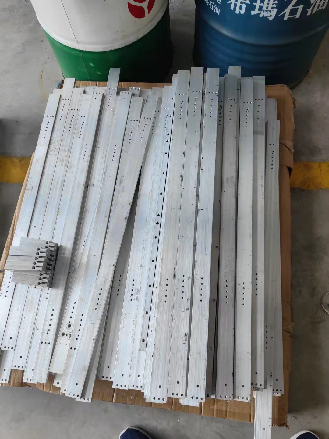 自动化零件加工