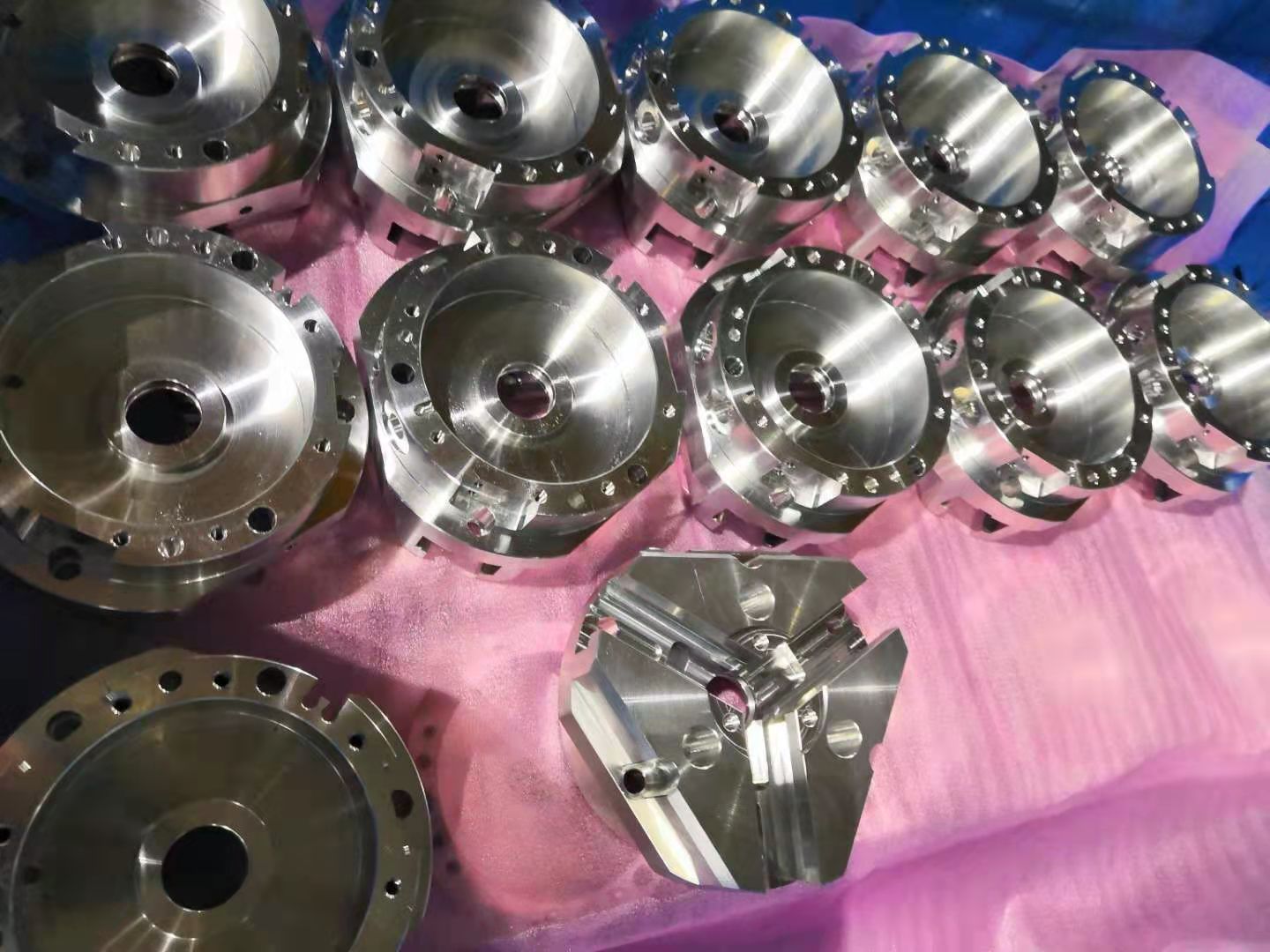 自动化零件加工